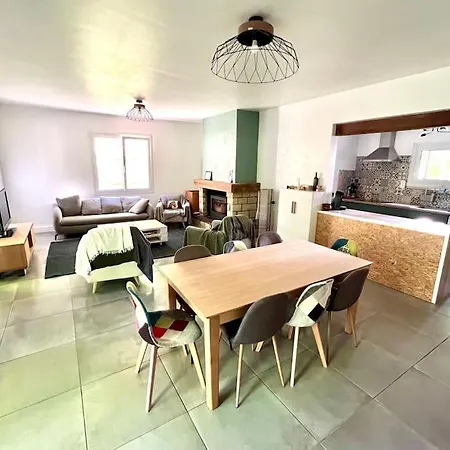 Cocon De Verdure Avec Piscine Privee Cuneges
