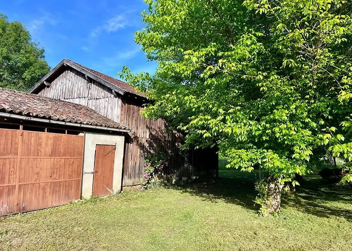 Cocon De Verdure Avec Piscine Privee Cuneges